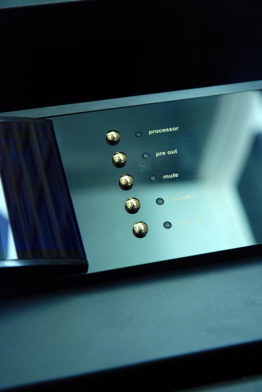 Mbl70080672.jpg