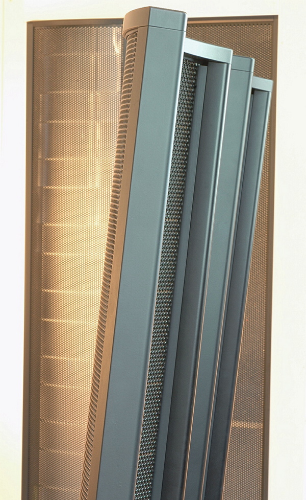martinlogan011.JPG